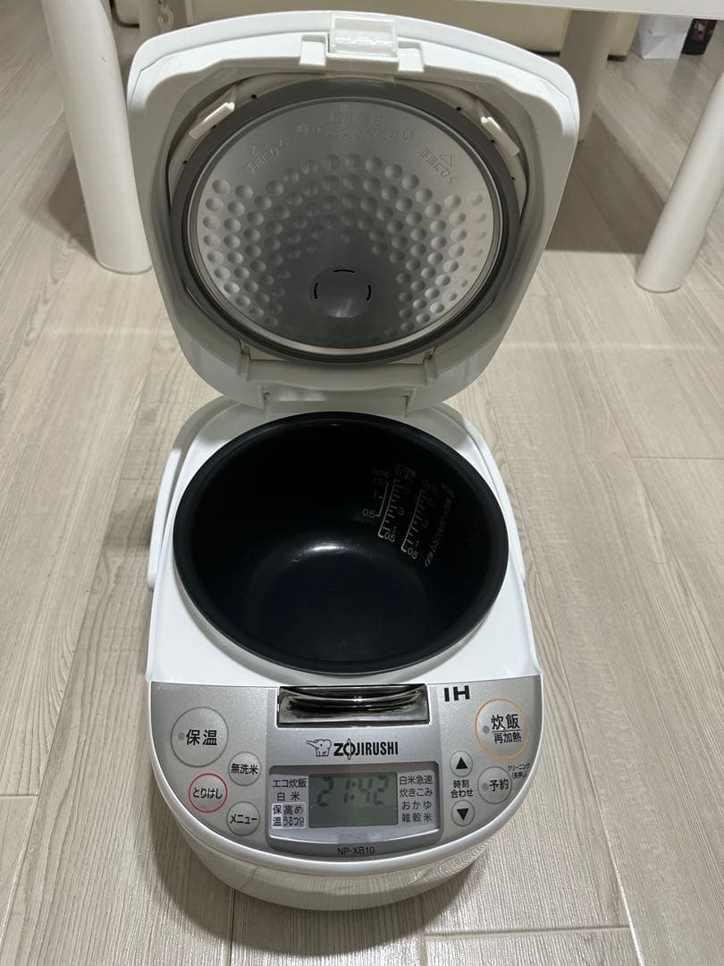 Zojirushi NP-XB10 IH炊飯器