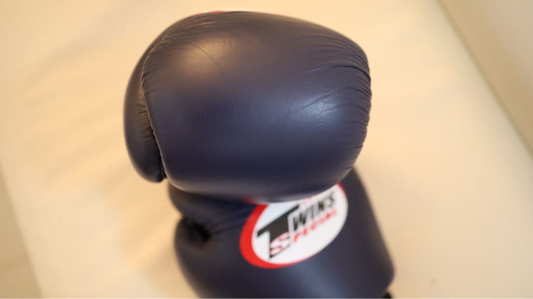 【値下げ】【美品】【TWINS SPECIAL本革】ボクシンググローブ 12oz