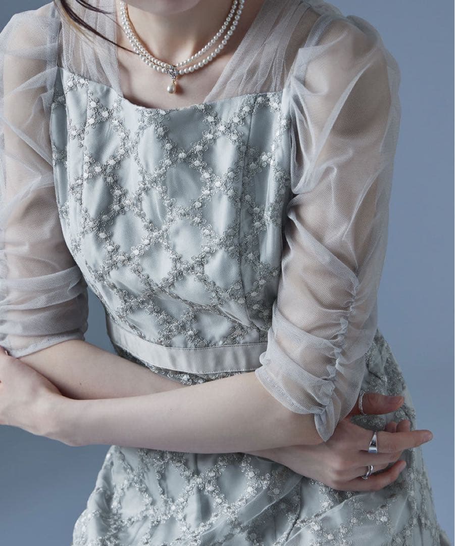 Floral diagonal check flare dress グレー