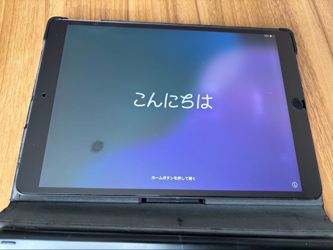 iPad Air 第3世代　64GB Wi-Fiモデル　キーボード付き