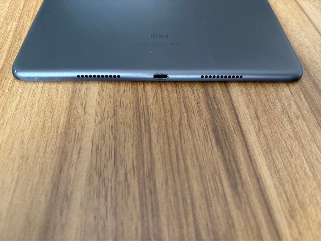 iPad Air 第3世代　64GB Wi-Fiモデル　キーボード付き