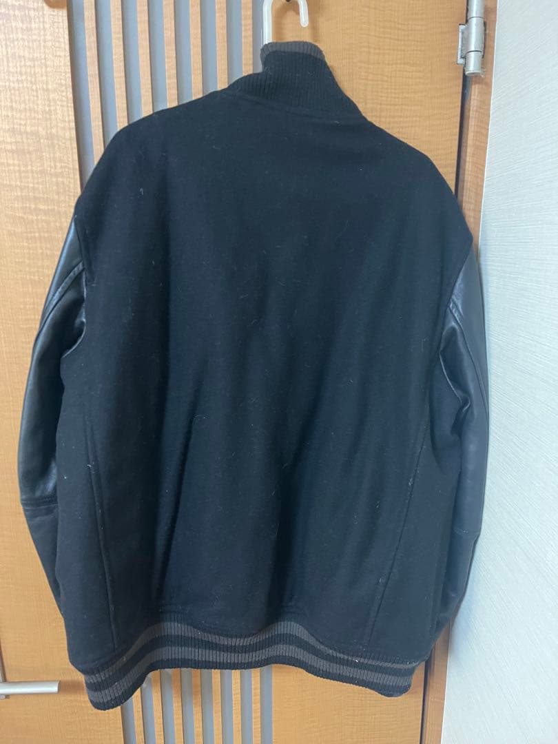 NEWERA スタジャン ブラック ヒョウ柄裏地