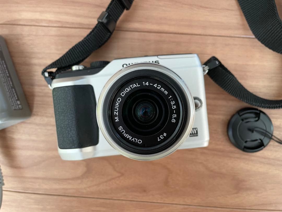 OLYMPUS E-PL2 デジタルカメラ