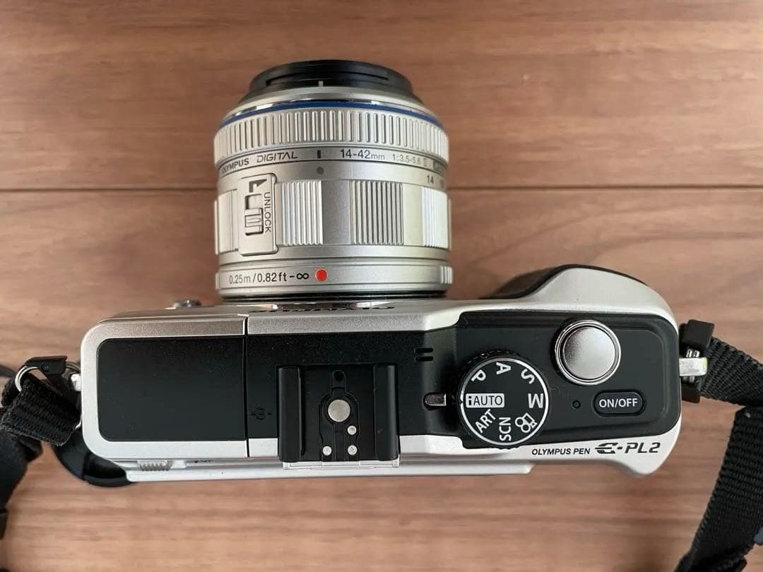 OLYMPUS E-PL2 デジタルカメラ