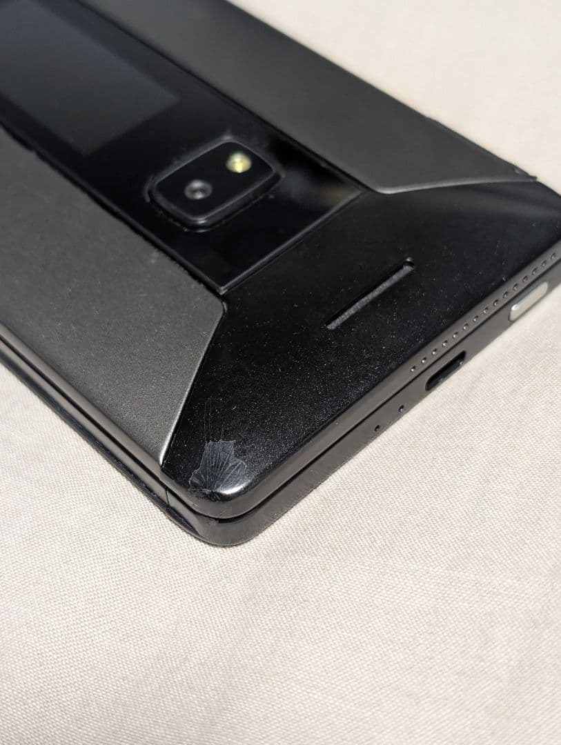 スマートフォン本体 planet cosmo communicator