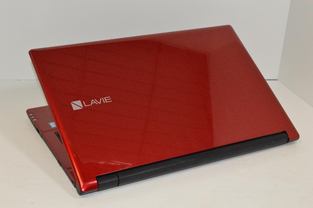 レッドLAVIE第8世代Corei7/32G/SSD1TB/新品バッテリー