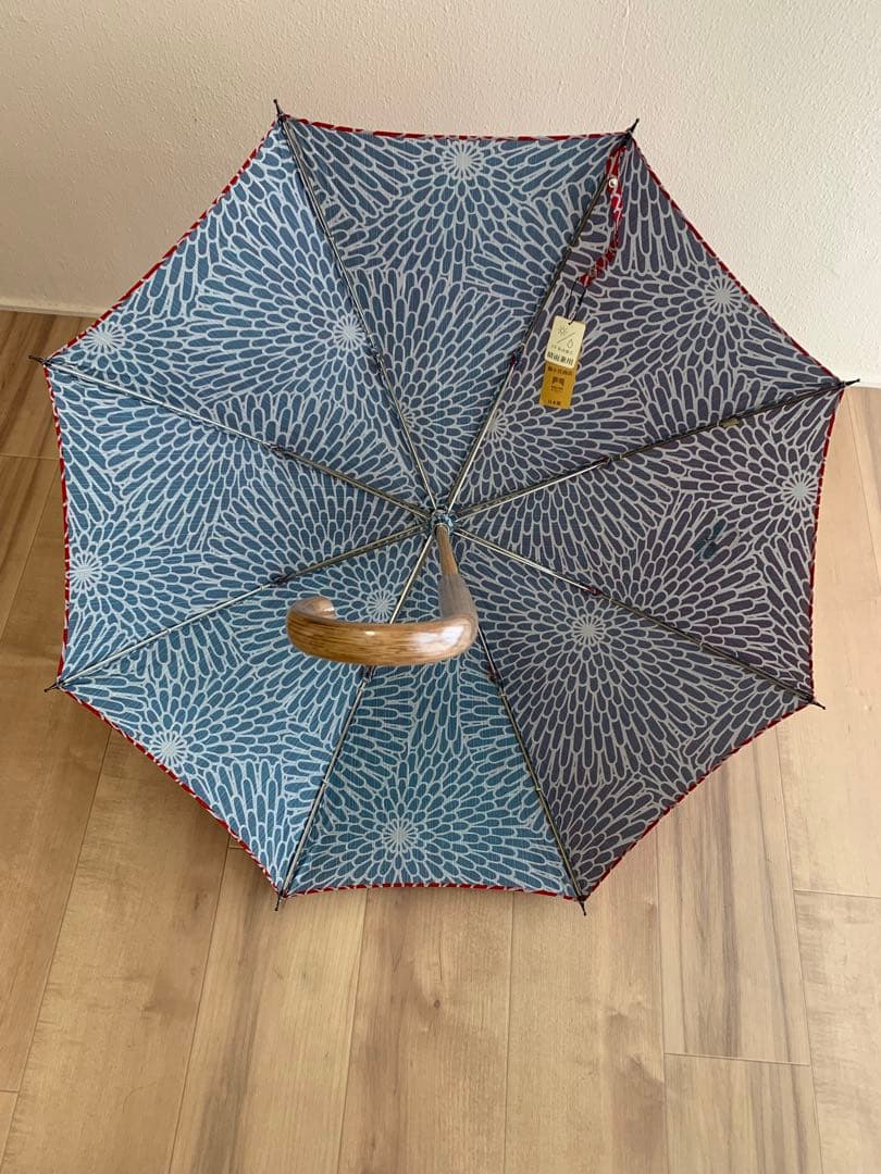 傘　　(株)小宮商店　伊砂文様