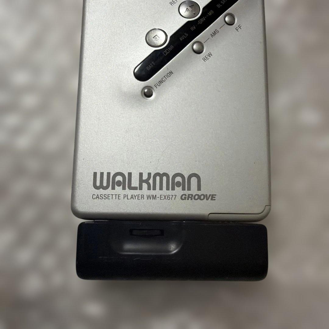 SONY カセットウォークマン WM-EX677日本製