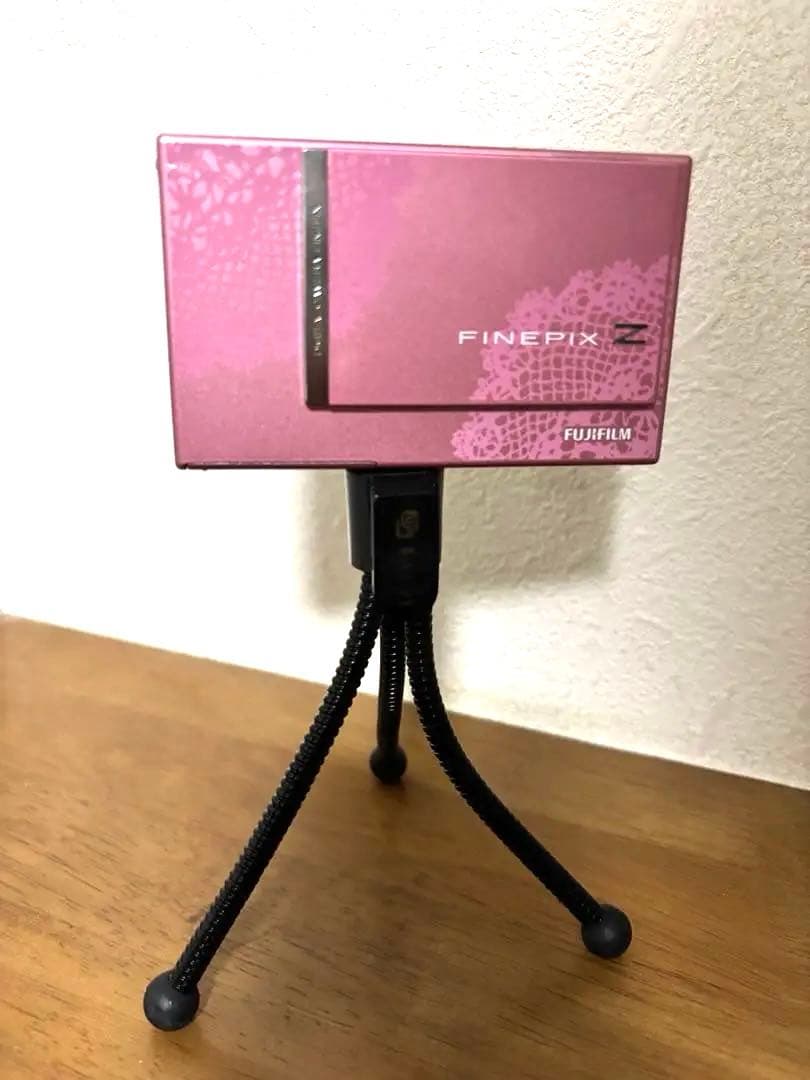 FUJIFILM デジカメ FinePix z250fd ピンク⭐︎ミニ三脚付き⭐︎
