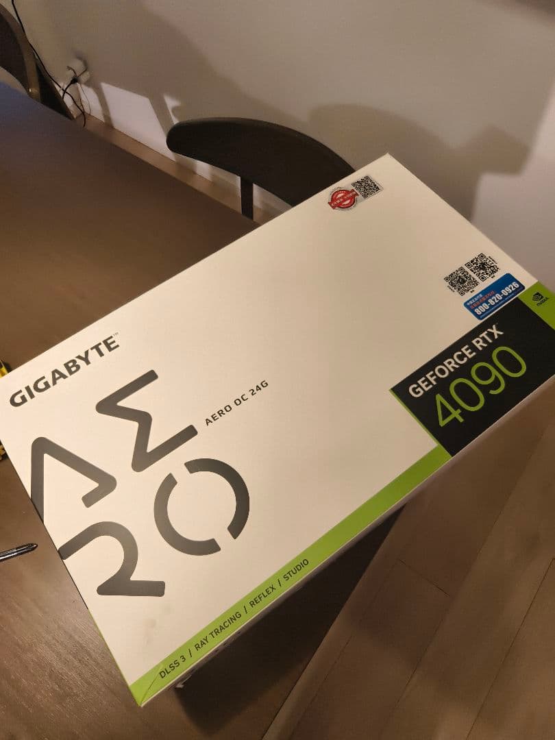 グラフィックボード・グラボ・ビデオカード GIGABYTE GEFORCE RTX 4090 AERO OC 24G