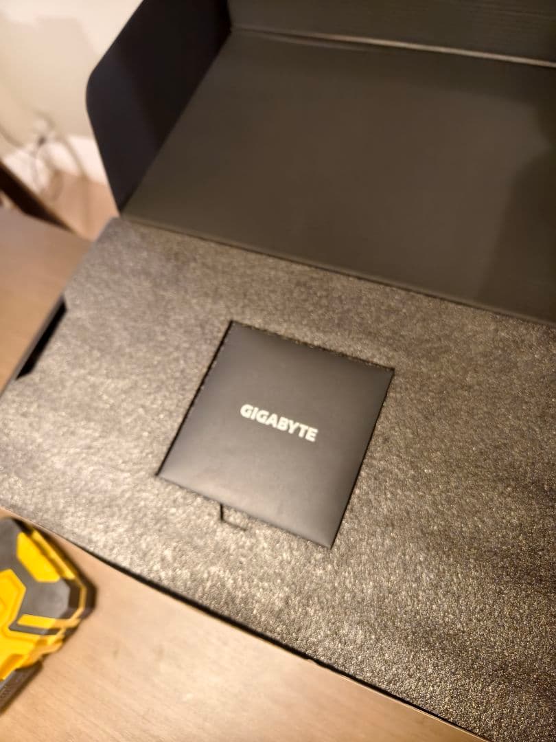 グラフィックボード・グラボ・ビデオカード GIGABYTE GEFORCE RTX 4090 AERO OC 24G