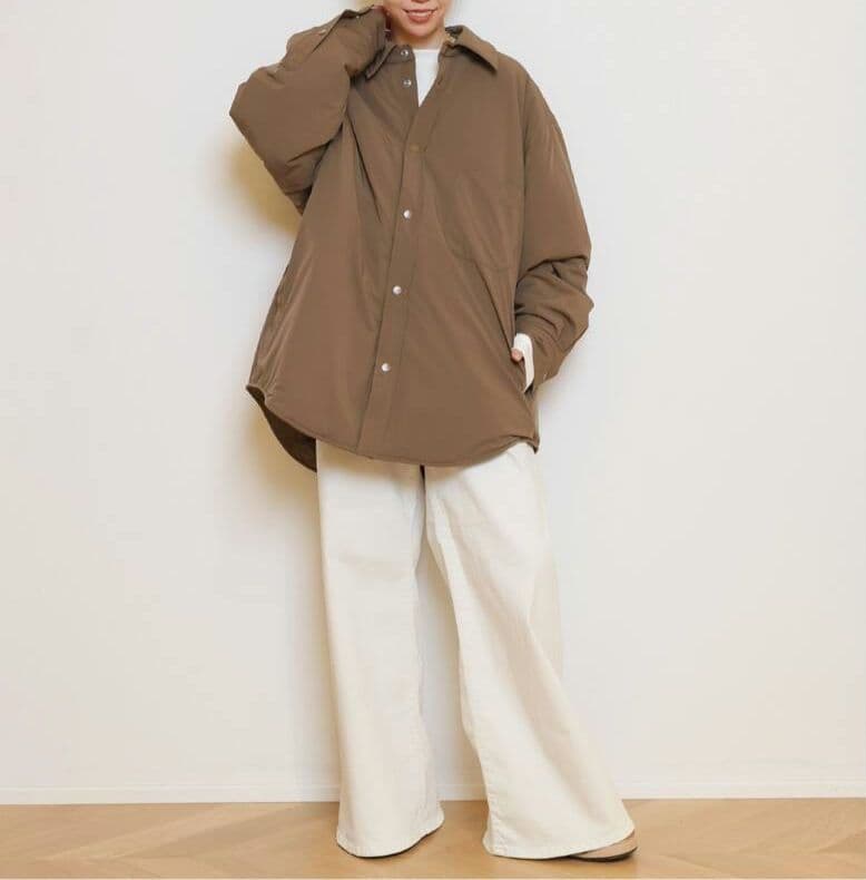 2025.展示のみ美品　ユニセックス　SHIRTJACKET