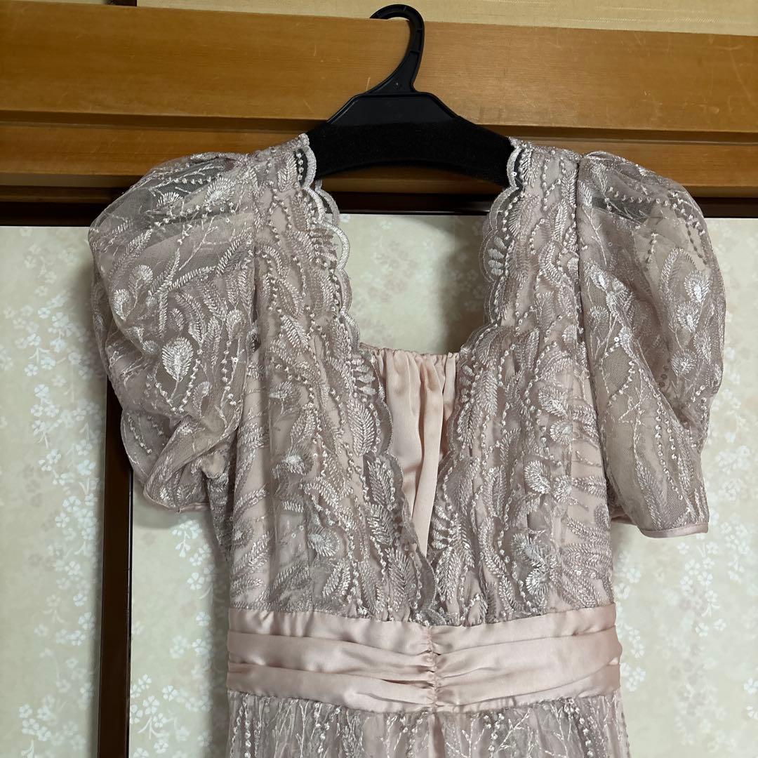 みさとページ リリーブラウン レイヤードシャイニーグラスドレス