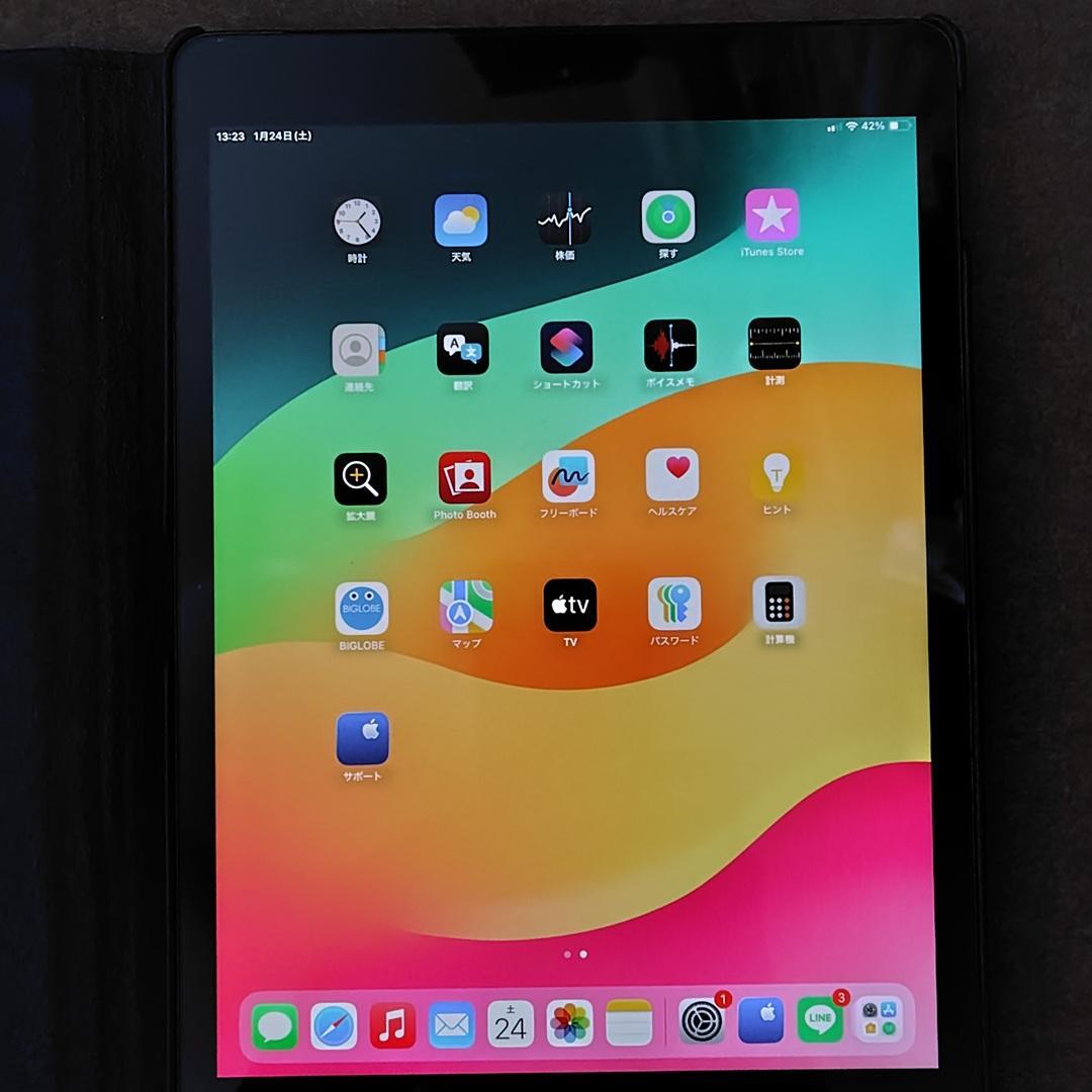 iPad 第8世代 32GB Wi-Fi+Cellular シルバー色