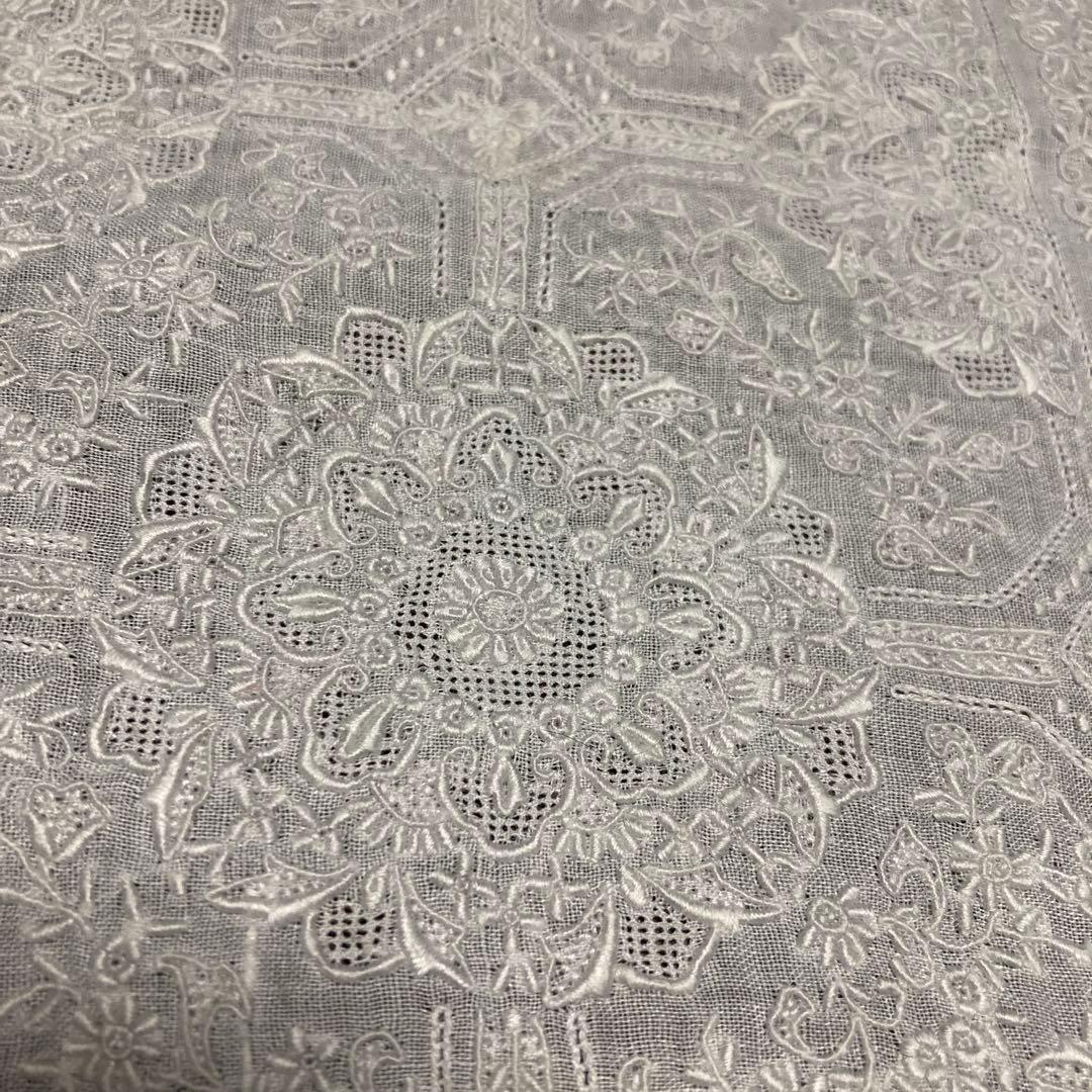 スワトウ汕頭ホワイト レース模様 ハンカチ