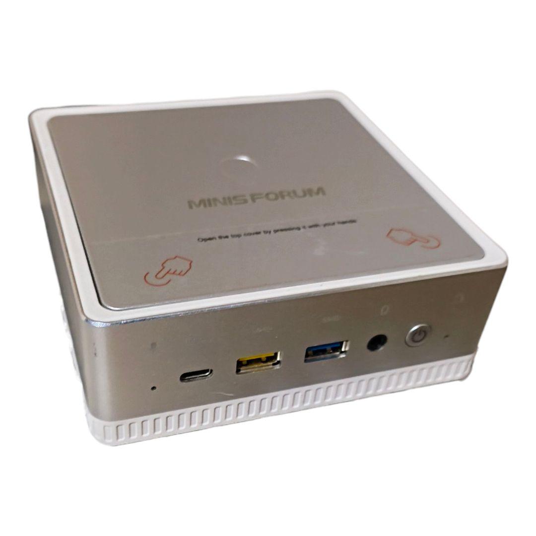 MINISFORUM ミニPC USB-C HDMI