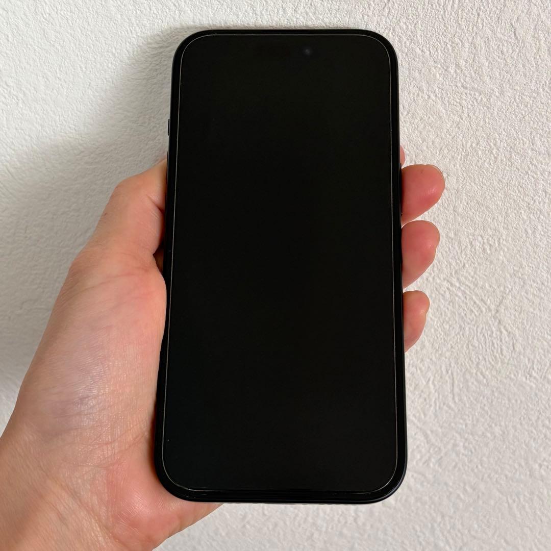 【美品】Apple iPhone15本体 128GB SIMフリー ブラック