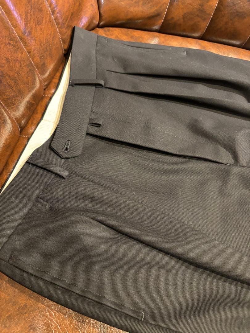 NEAT ブラック スラックス 2プリーツ コットン100 サイズ48