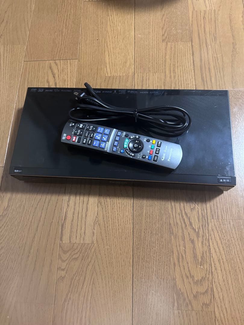 動作品　DMR-BZT820 1TB 3番組同時録画　BDレコーダー