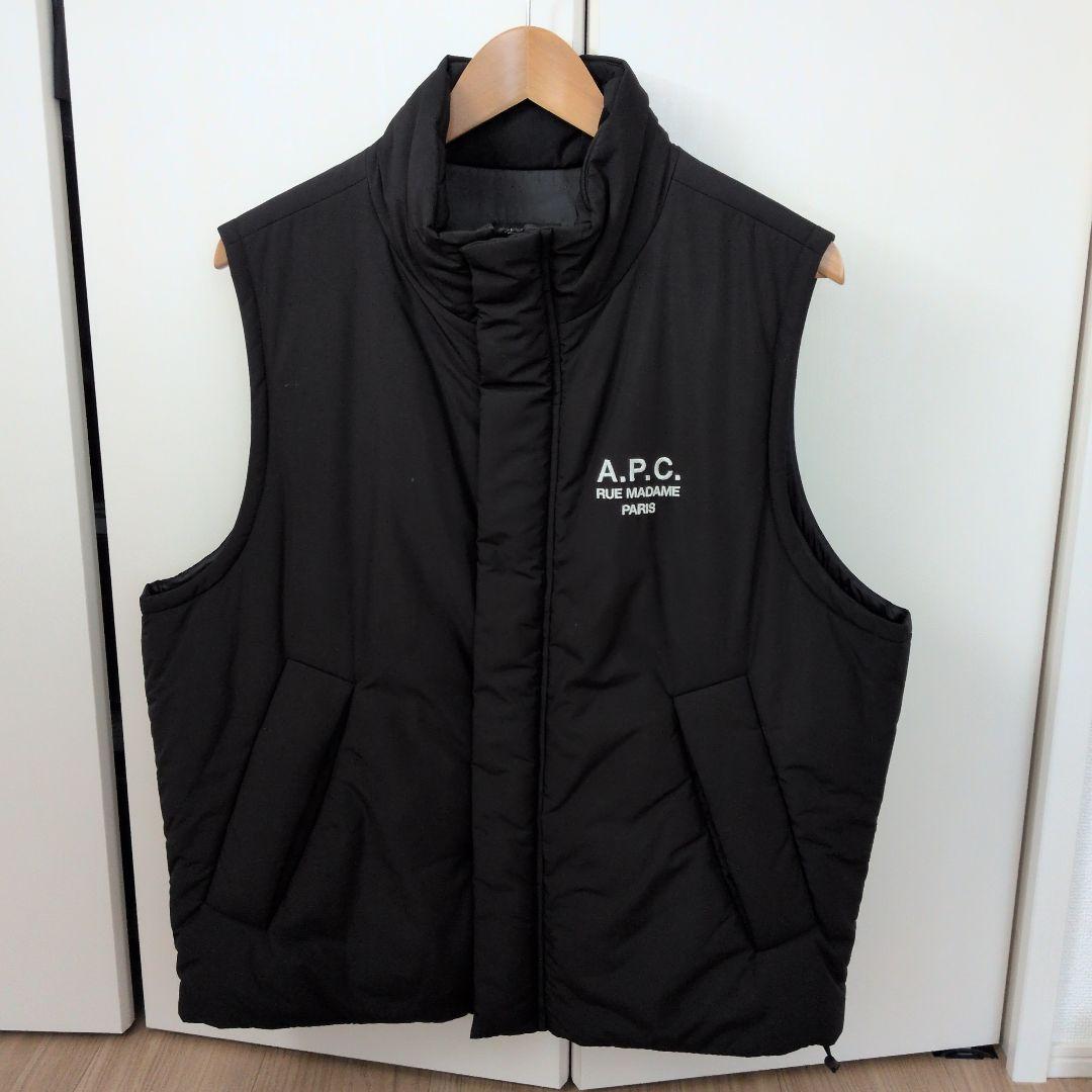 A.P.C. ブラック ダウンベスト Sサイズ