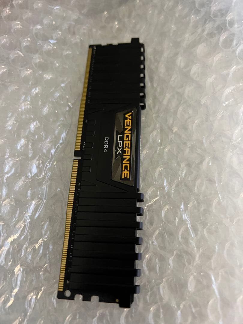 拡張カード Corsair Vengeance LPX DDR4 32GB