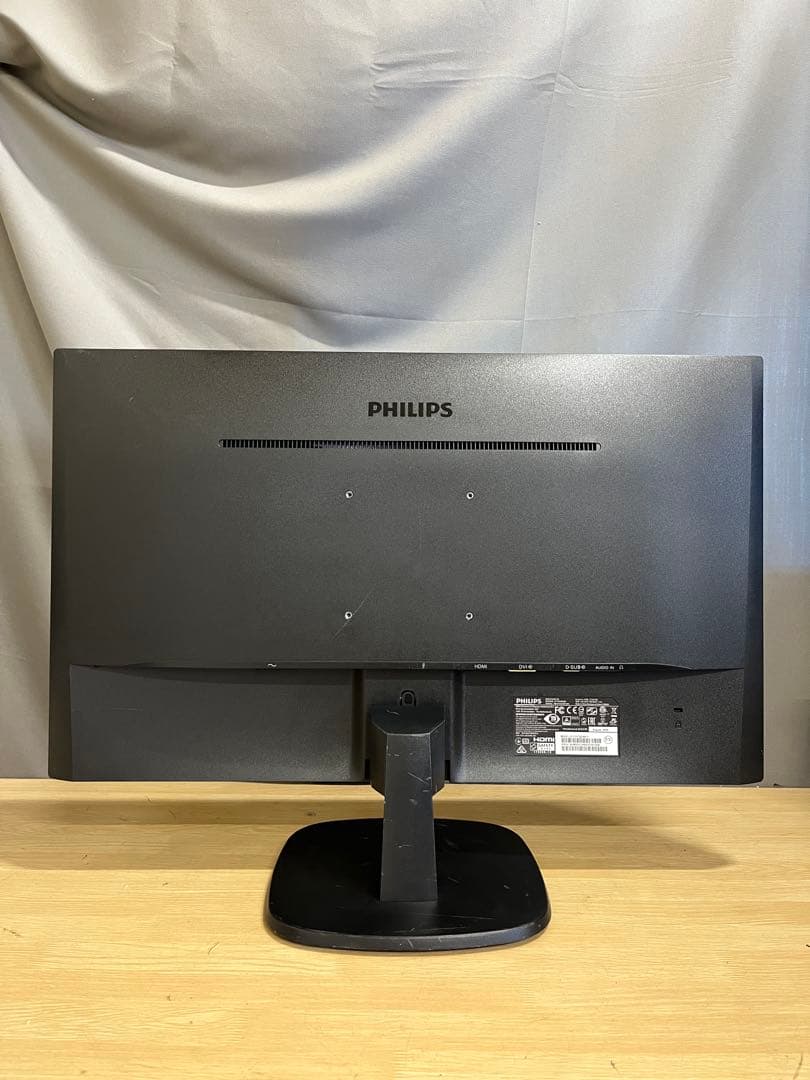 PHILIPS 273V7Q 27インチモニター　内蔵スピーカー　PS4対応