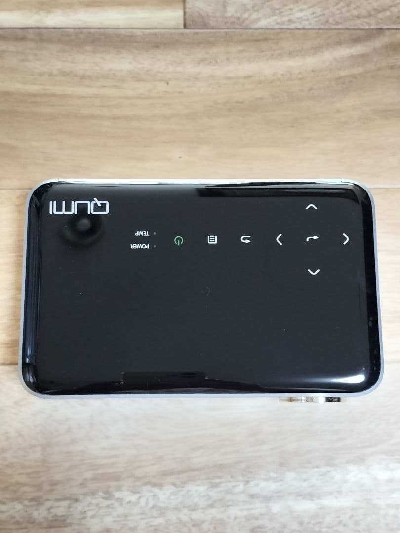 美品　QUMI LEDプロジェクター Vivitek Q6 ブラック