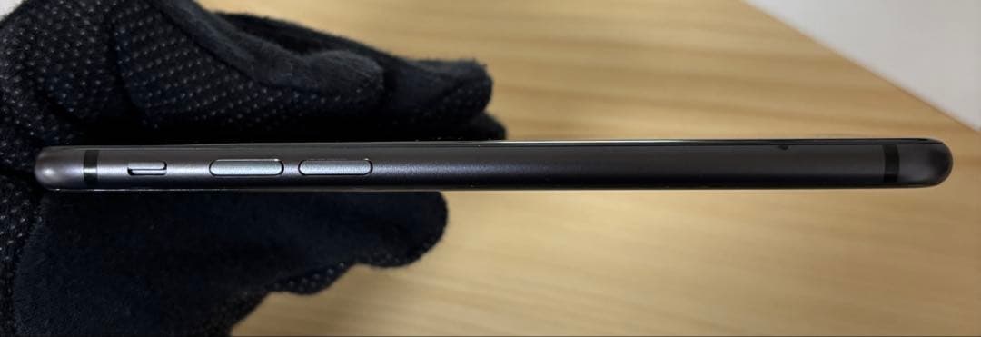 美品 iPhone 8 64GB バッテリー100% ソフトバンク 背面内部ヒビ