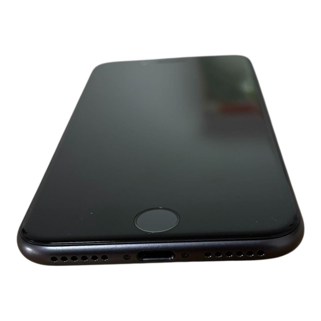 美品 iPhone 8 64GB バッテリー100% ソフトバンク 背面内部ヒビ