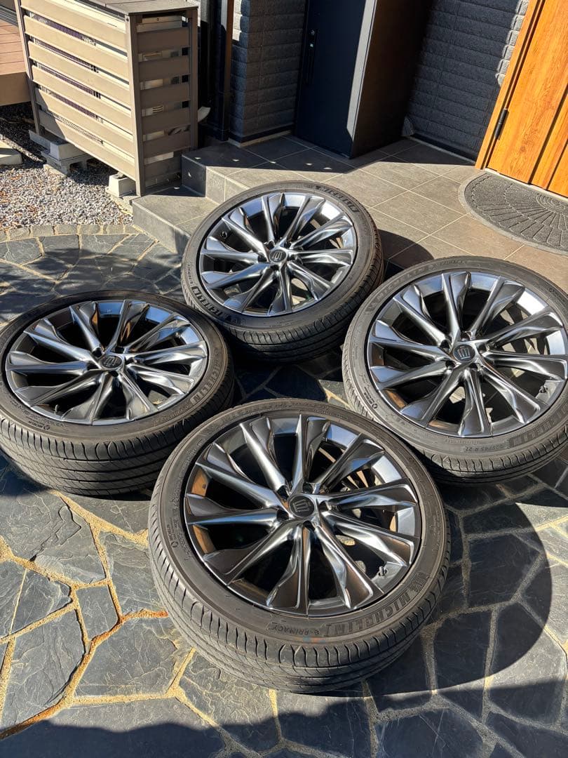 クラウンクロスオーバー 21インチ タイヤホイールセット