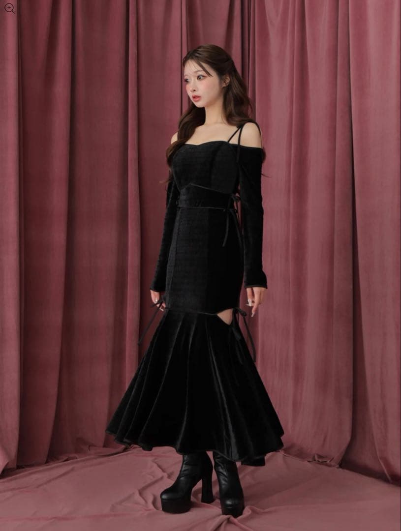 ワンピース mmeeme Side ribbon cutout onepiece black