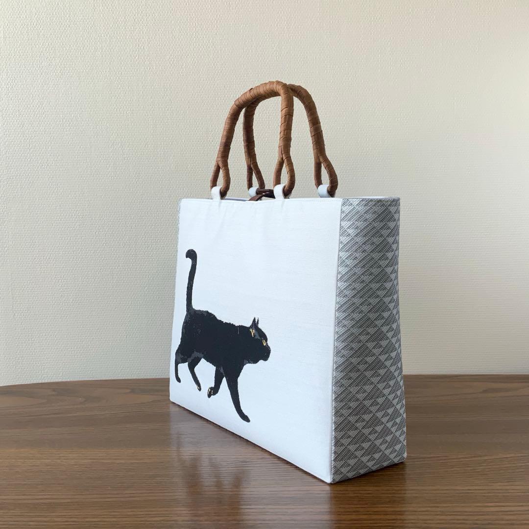 帯　猫と蝶々　リメイク　山葡萄ハンドルバッグ　通しマチタイプ