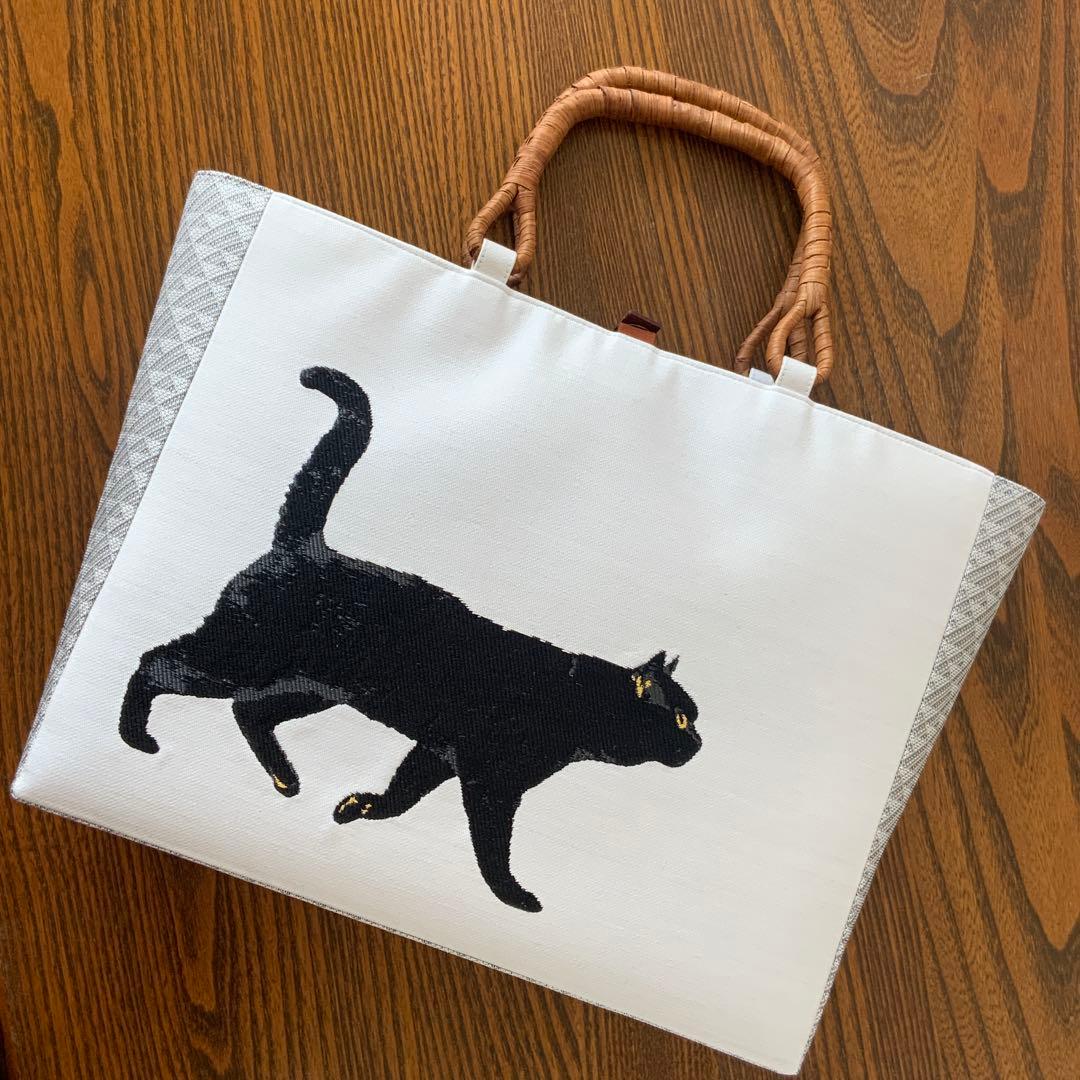 帯　猫と蝶々　リメイク　山葡萄ハンドルバッグ　通しマチタイプ