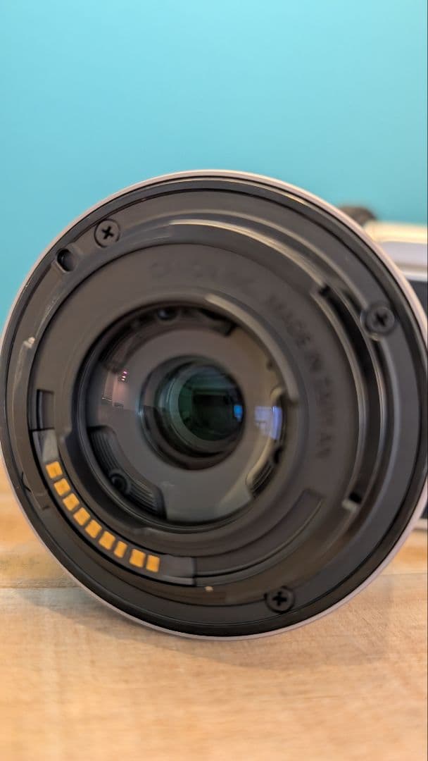 Canon EOS M100 シルバー 美品