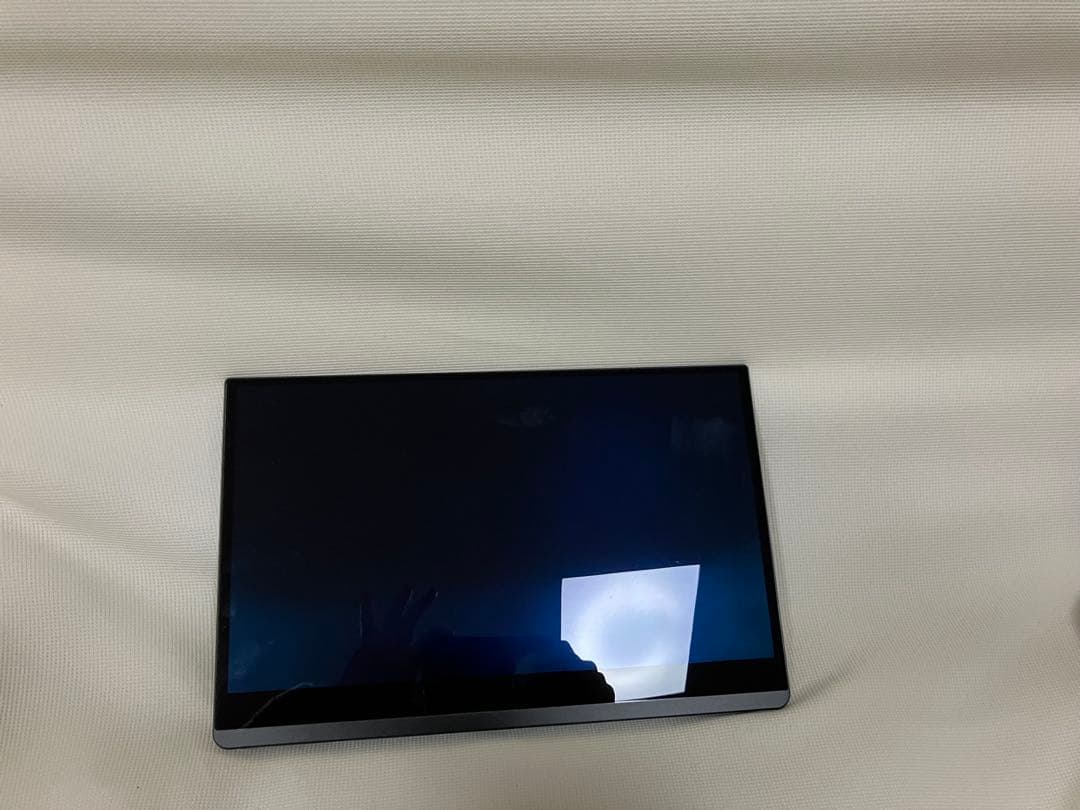 4K有機ELモバイルモニター