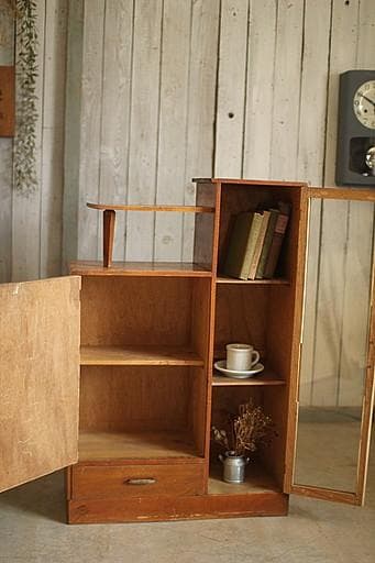 古い小ぶりな木枠ガラス戸棚　収納棚　食器棚　キャビネット　古家具