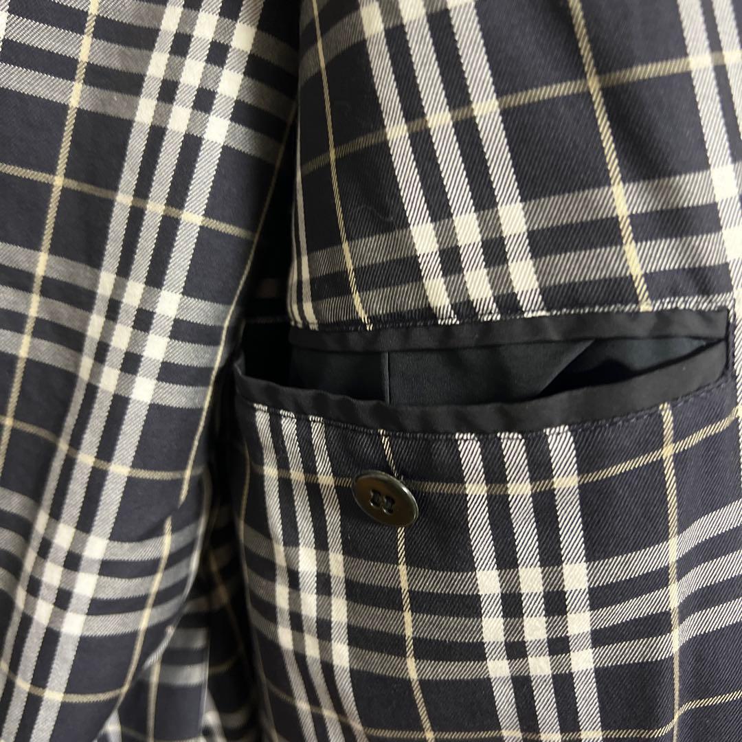 BURBERRY ブラック ダウンジャケット　メンズ　アウター