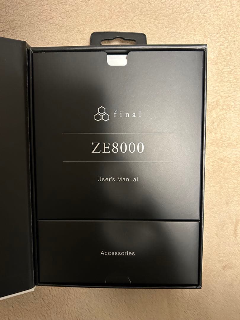 final ZE8000 ブラック ワイヤレスイヤホン