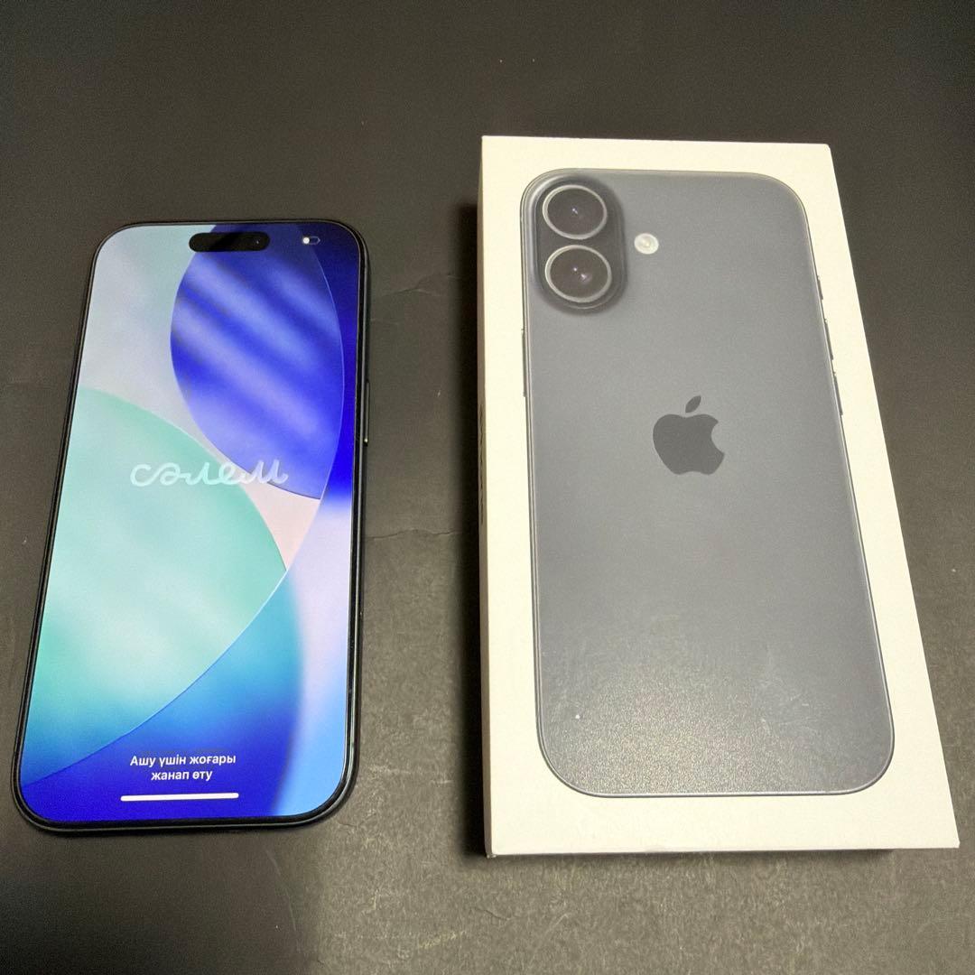 Apple iPhone17（Spigen製ケース+フィルム+Anker充電器）