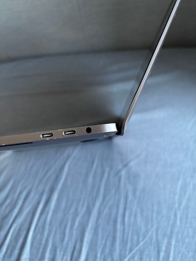 Apple MacBook Pro 13インチ 512GB