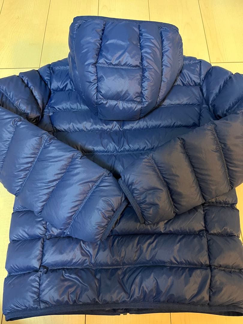 エンポリオアルマーニのダウン