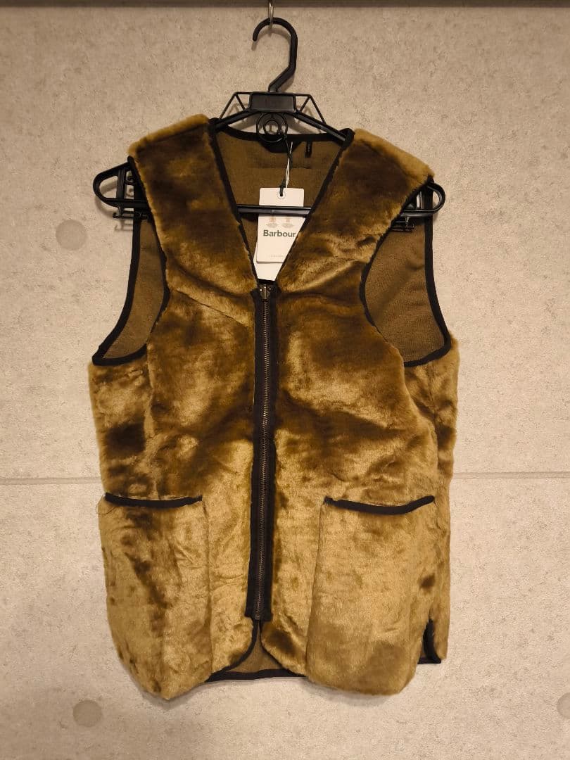 【新品未使用】Barbour フロントジップ ファー ライナー ベスト38
