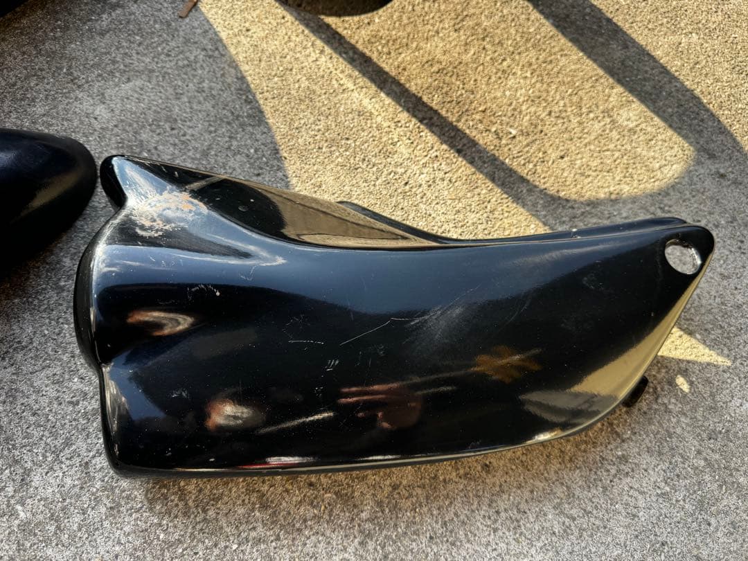 ゼファー400 タンクカバー