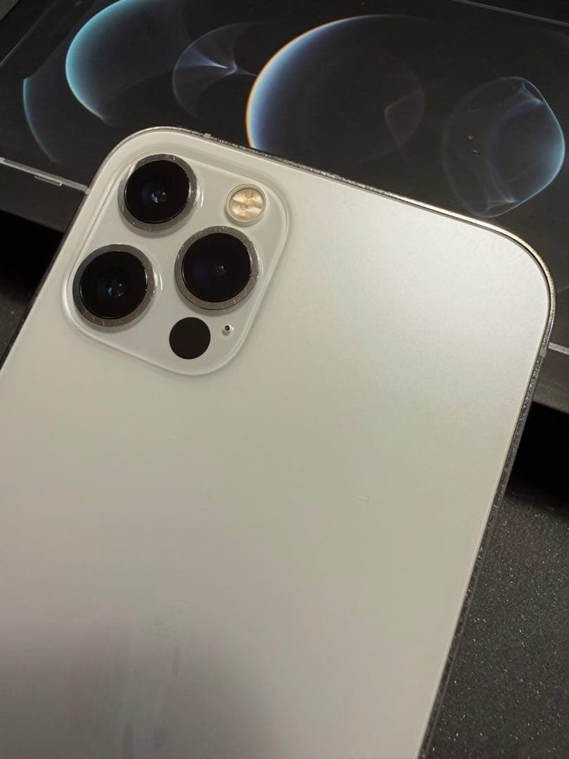 Apple iPhone 12Pro 256GB シルバー 【ジャンク品】