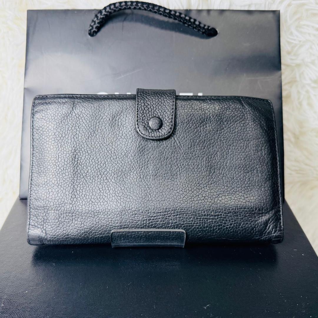 【セール】CHANEL キャビアスキン　ココマーク　二つ折り　長財布　がま口 黒