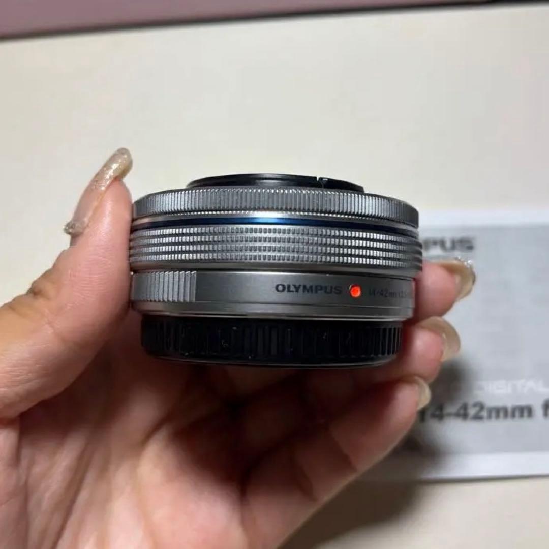 OLYMPUS オリンパス M.ZUIKO DIGITAL 14-42mm