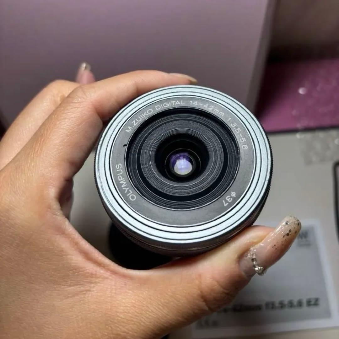 OLYMPUS オリンパス M.ZUIKO DIGITAL 14-42mm