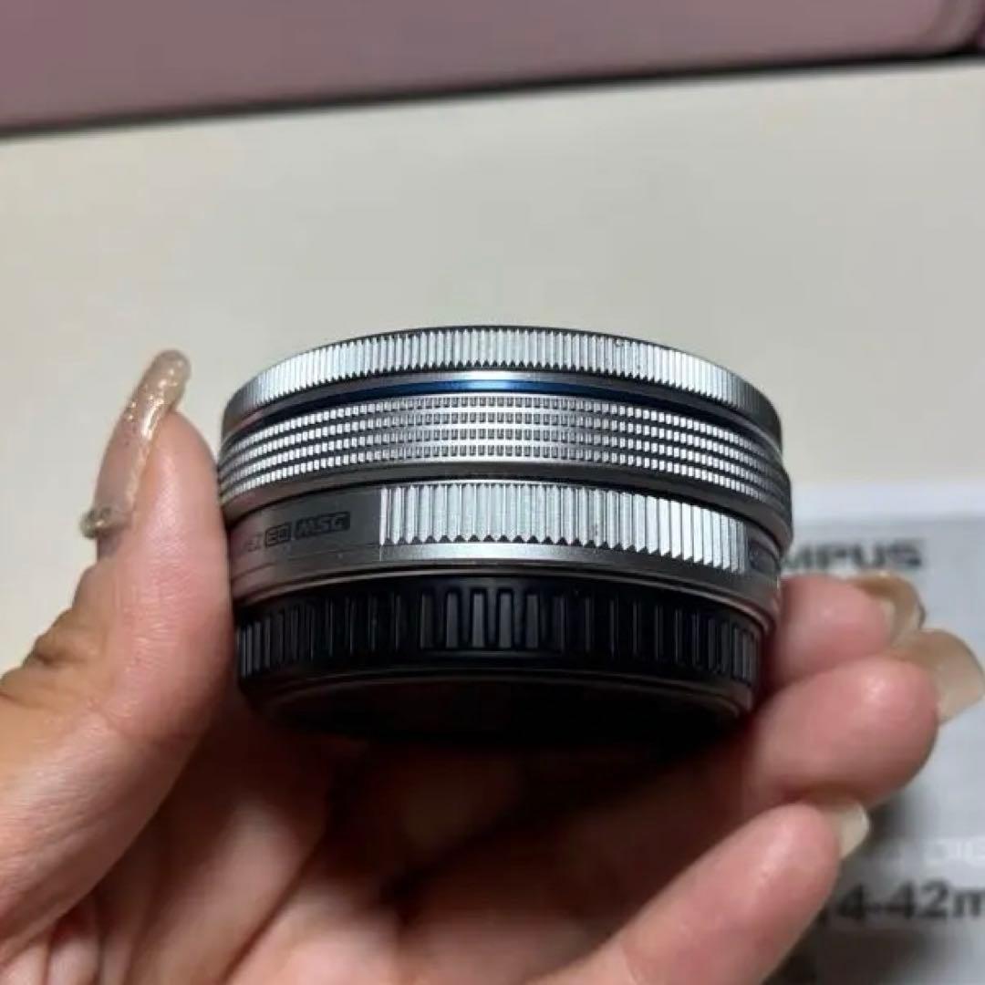 OLYMPUS オリンパス M.ZUIKO DIGITAL 14-42mm