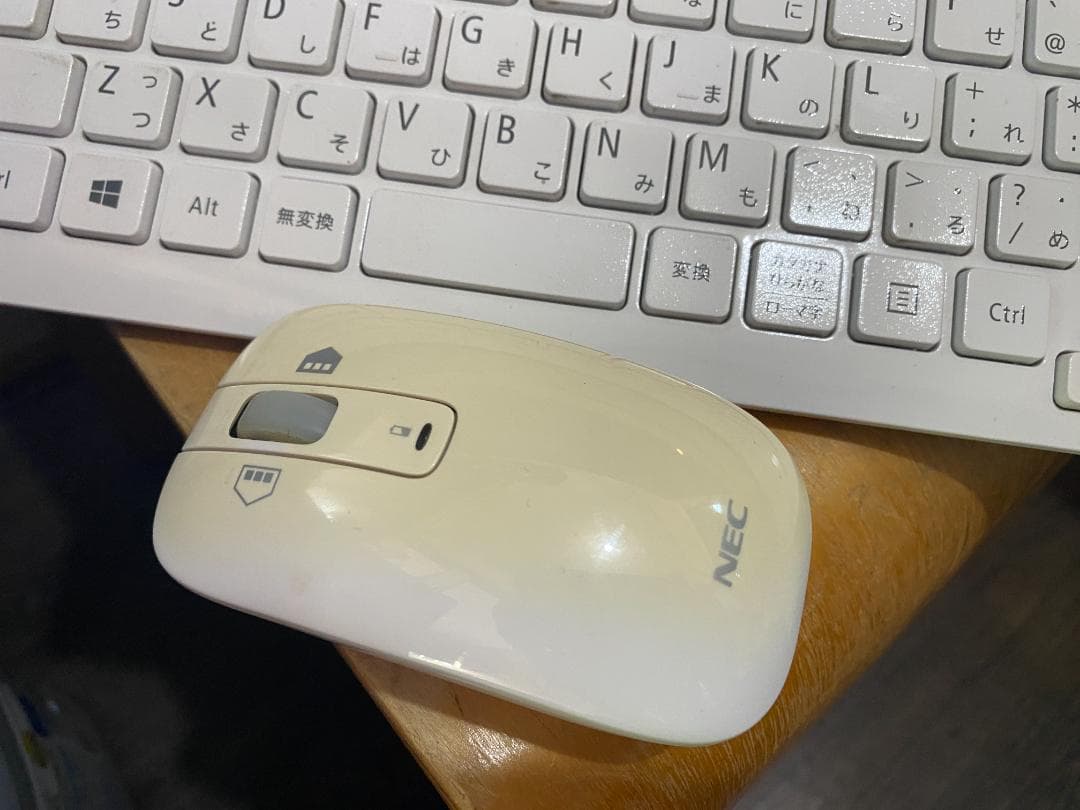 【状態良好】【高速】NEC　VN770/NSW　23インチ大画面