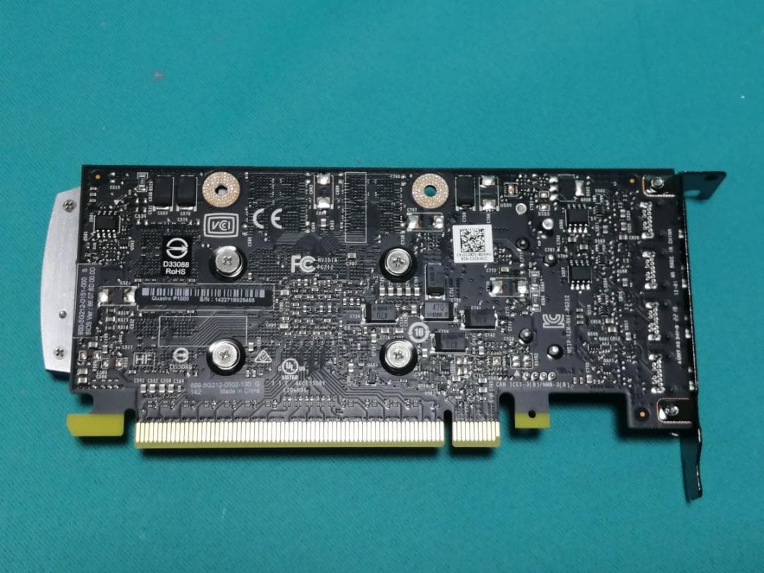 NVIDIA QUADRO P1000 動作確認済み